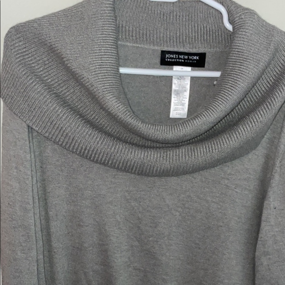 Grey sweater